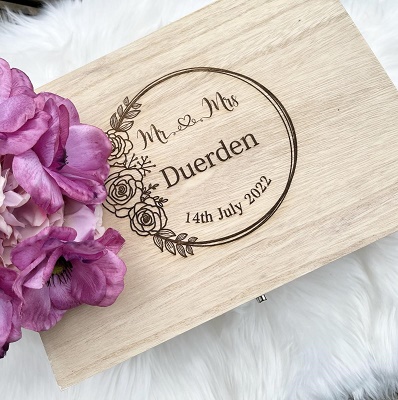 Wedding keepsake box